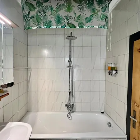 شقة Altstadt-wohnung Mit Waschmaschine Fuer Familien Und Gruppen *
